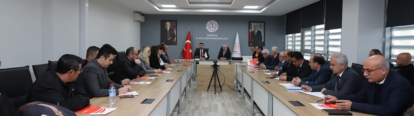 Mesleki ve Teknik Eğitim İdarecileriyle Değerlendirme Toplantısı Yapıldı