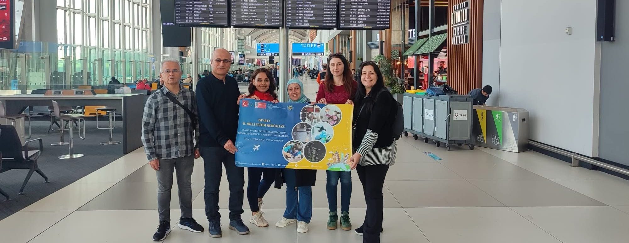 Mesleki Okul Yöneticilerimiz Prag Yolcusu