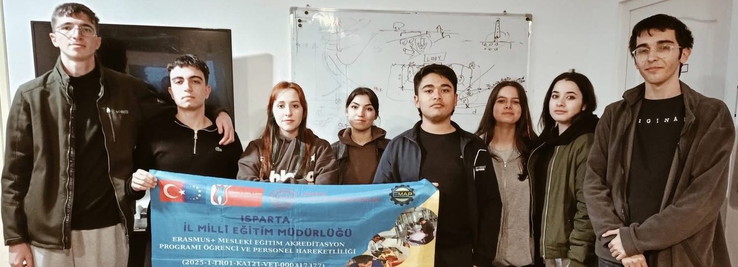 Erasmus+ ile Öcsény’de Uçak Bakım Eğitimi: Geleceğin Teknik Ekibi Yetişiyor