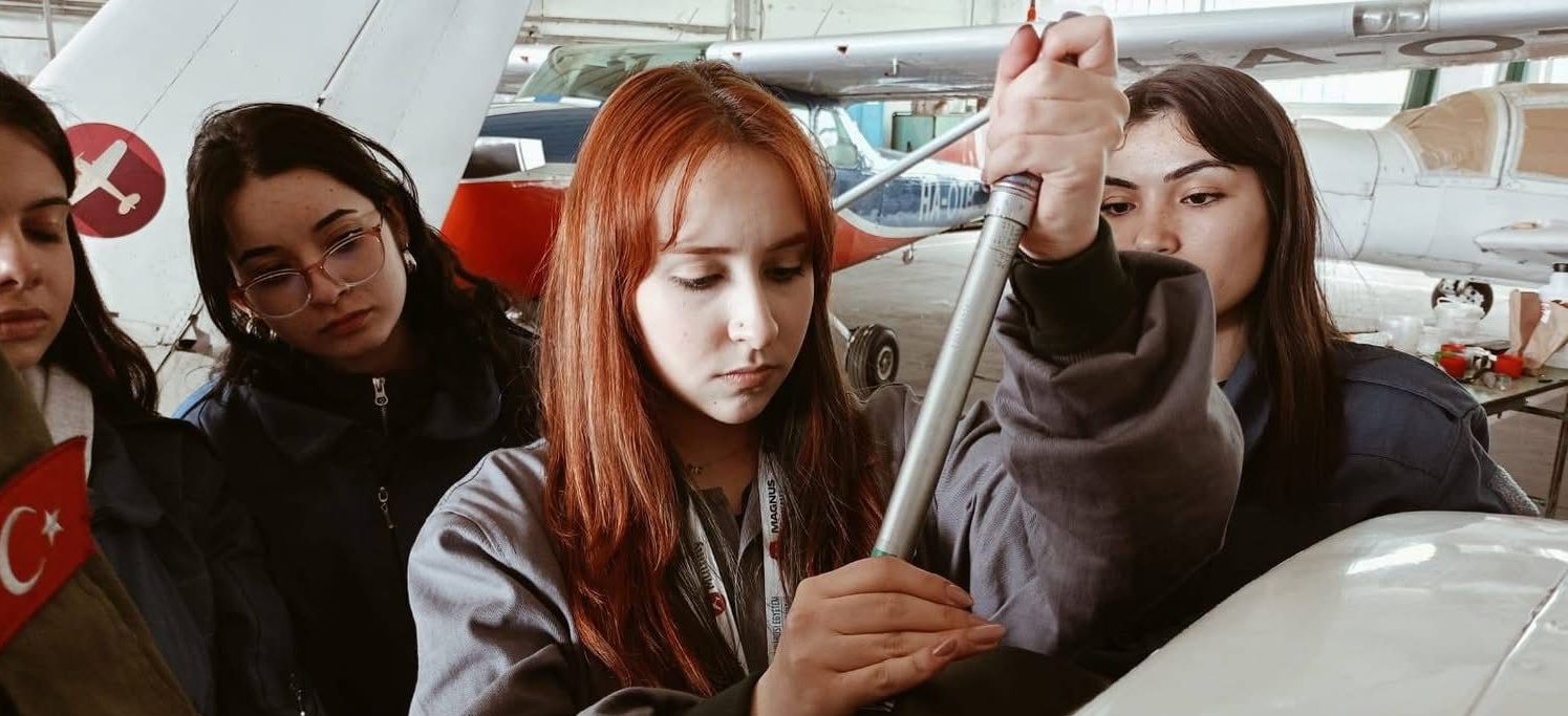 Erasmus+ ile Havacılıkta Sahada Eğitim: Öğrencilerden Başarılı Uygulamalar